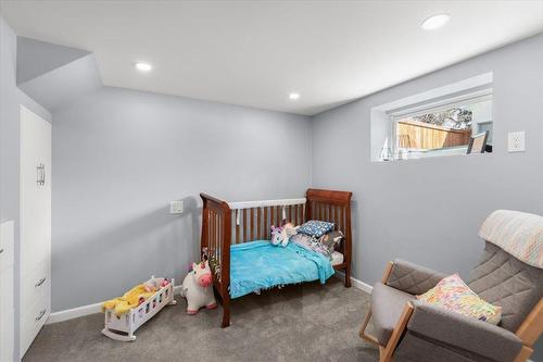 590 Oxford Street, Winnipeg, MB - Indoor