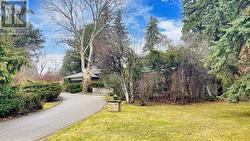 2 COLVESTONE ROAD Toronto, ON M2L 1X3
