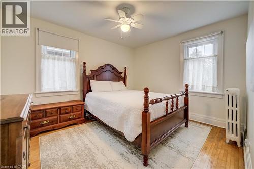 55 Aberdeen Road S, Cambridge, ON - Indoor Photo Showing Bedroom