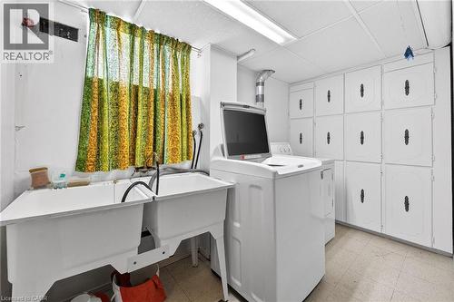 11 Pinard Street, Hamilton, ON - Indoor Photo Showing Laundry Room