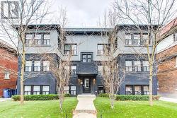 1 - 27 SHERWOOD AVENUE  Toronto, ON M4P 2A6