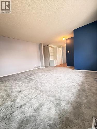 33 Willowview Street, Regina, SK - Indoor Photo Showing Other Room