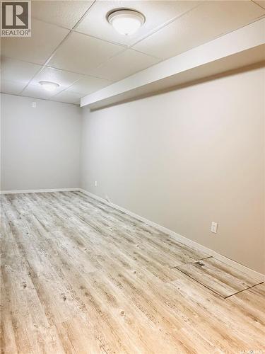 33 Willowview Street, Regina, SK - Indoor