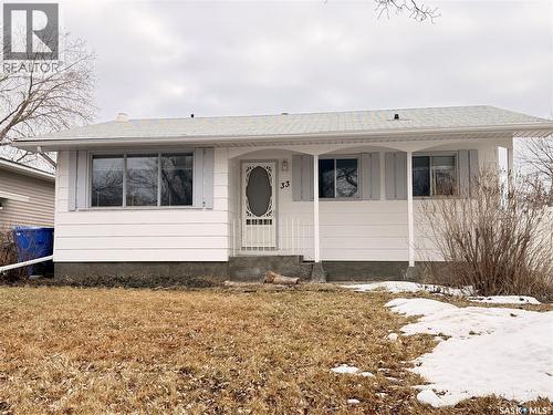 33 Willowview Street, Regina, SK - Outdoor