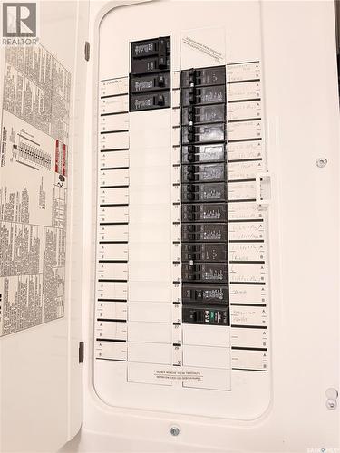 33 Willowview Street, Regina, SK - 