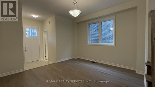 10 Molnar Crescent, Brant, ON - Indoor Photo Showing Other Room