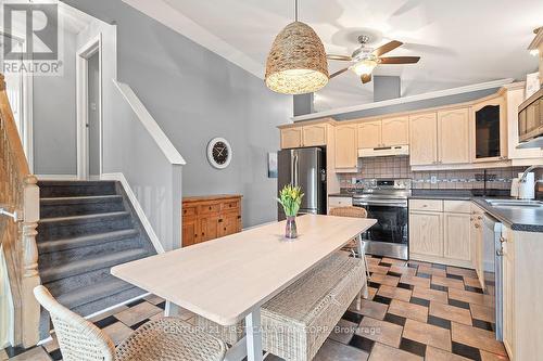 17 Cottonwood Drive, St. Thomas, ON 