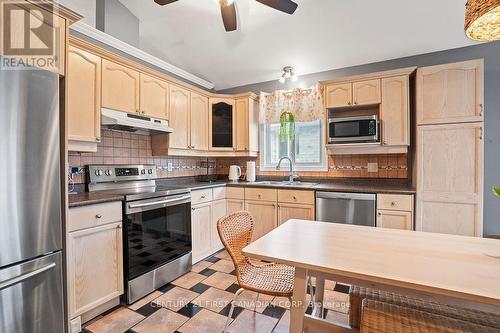 17 Cottonwood Drive, St. Thomas, ON 