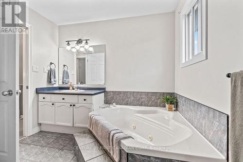 17 Cottonwood Drive, St. Thomas, ON 