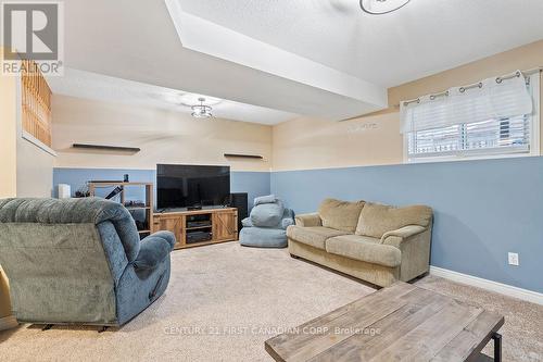 17 Cottonwood Drive, St. Thomas, ON 