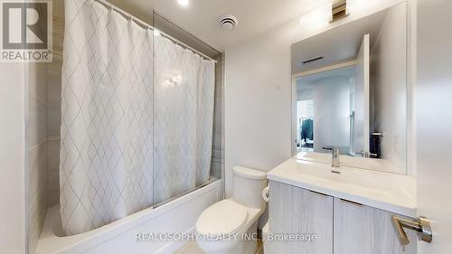 4303 - 138 Downes Street, Toronto, ON - Indoor Photo Showing Bathroom