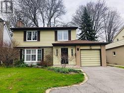 32 ALMOND AVENUE Markham, ON L3T 1L1