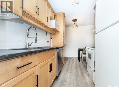 231 310 Stillwater Drive, Saskatoon, SK - Indoor Photo Showing Kitchen