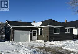 810 2nd STREET  Estevan, SK S4A 0L2