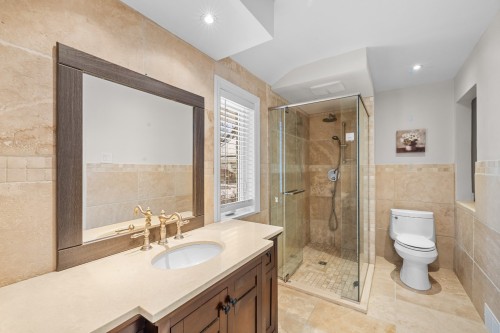 Master Bathroom - 266 Av. Glengarry, Mont-Royal, QC - Indoor Photo Showing Bathroom