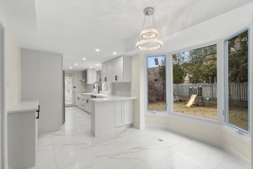 Kitchen - 266 Av. Glengarry, Mont-Royal, QC - Indoor