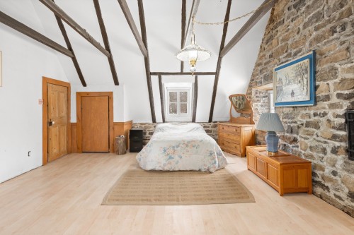 Chambre à coucher principale - 8 Rue Des Sarcelles, Beaupré, QC - Indoor