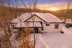 79 Ch. de la Montagne  Saint-Sixte, QC J0X 3B0