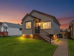 530 McBain Street  Thunder Bay, ON P7C 2Y2