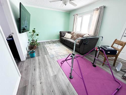 6 Pine Crescent, Red Lake, ON - Indoor