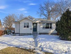 1178 McCalman AVE Winnipeg, MB R2L 1M9