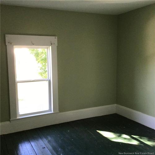 16 Dow St, Saint Stephen, NB 