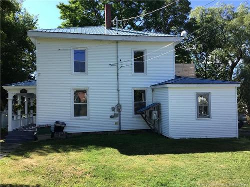 16 Dow St, Saint Stephen, NB 
