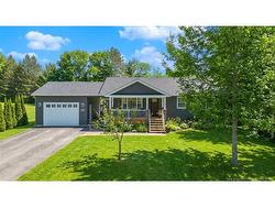 4A McLean AVE Oromocto, NB E2V 3N5