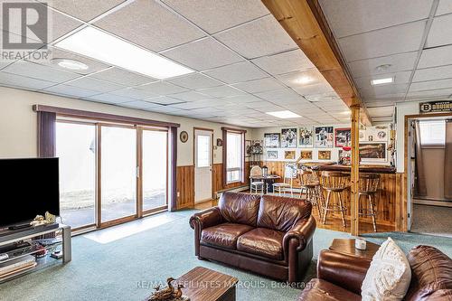 74 Colonel By Crescent, Smiths Falls, ON - Indoor