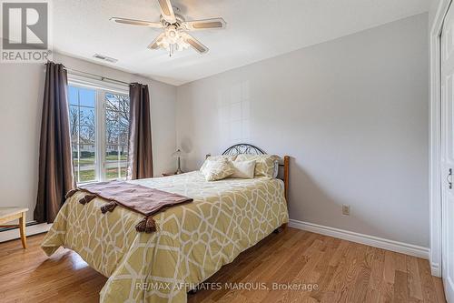74 Colonel By Crescent, Smiths Falls, ON - Indoor Photo Showing Bedroom