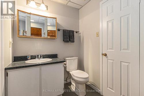 74 Colonel By Crescent, Smiths Falls, ON - Indoor Photo Showing Bathroom