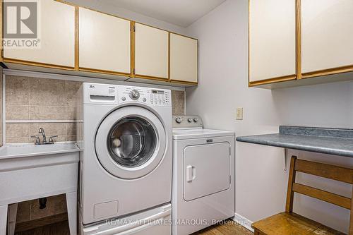 74 Colonel By Crescent, Smiths Falls, ON - Indoor Photo Showing Laundry Room
