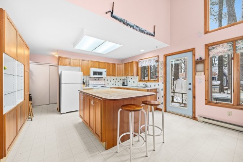 Cuisine - 9 Av. Woodlawn, Bristol, QC - Indoor Photo Showing Kitchen