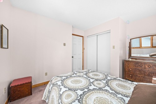 Chambre à coucher - 9 Av. Woodlawn, Bristol, QC - Indoor Photo Showing Bedroom