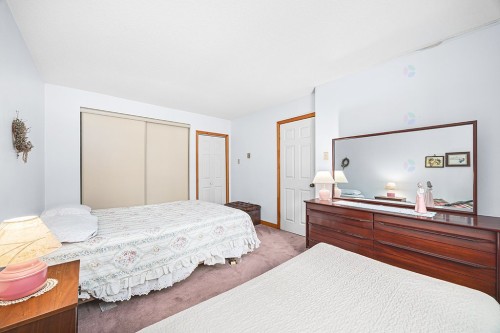 Chambre à coucher - 9 Av. Woodlawn, Bristol, QC - Indoor Photo Showing Bedroom