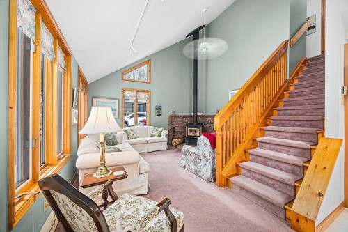 Vue d'ensemble - 9 Av. Woodlawn, Bristol, QC - Indoor Photo Showing Other Room