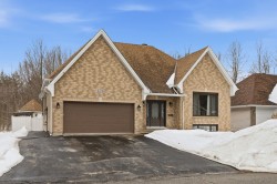 37 Rue Biehler Gatineau (Buckingham), QC J8L 3S6