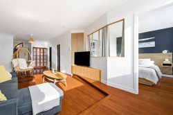 Salon - 