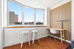 Salon - 