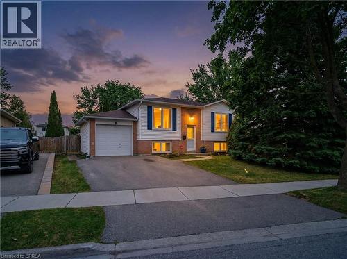 27 JASPER Street  Brantford, ON N3P 1M9