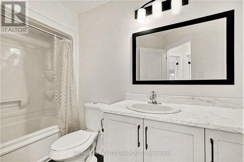 44 Whitcomb Crescent, Smiths Falls, ON - Indoor Photo Showing Bathroom
