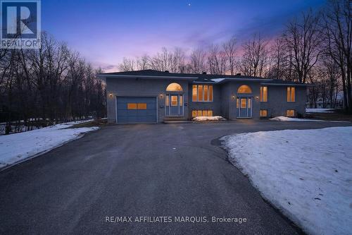 4 SOUTH POINT DRIVE  Rideau Lakes, ON K7A 4S5