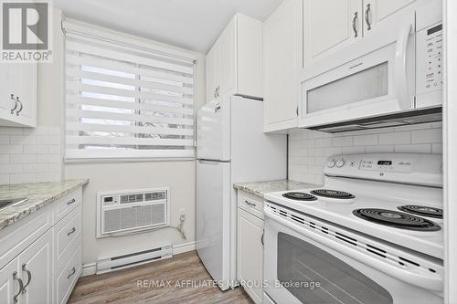 204 - 41 Sunset Boulevard, Perth, ON - Indoor Photo Showing Kitchen