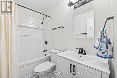 204 - 41 Sunset Boulevard, Perth, ON - Indoor Photo Showing Bathroom