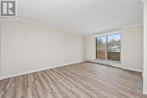 204 - 41 Sunset Boulevard, Perth, ON - Indoor Photo Showing Other Room