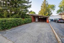 3782 ST.CLAIR AVENUE E Toronto, ON M1M 1V2