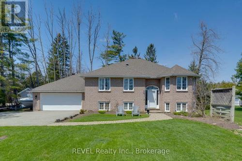 5 BARBARA AVENUE  Oro-Medonte, ON L0L 2E0