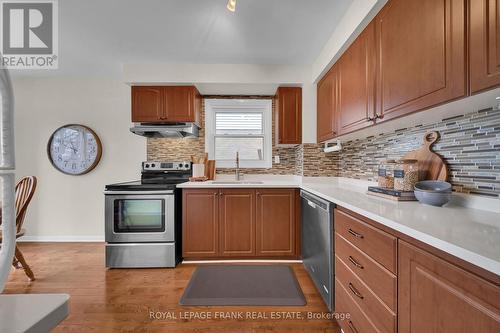 Kitchen - 76 Cornwall Drive, Ajax (Central), ON - Indoor Photo Showing Kitchen