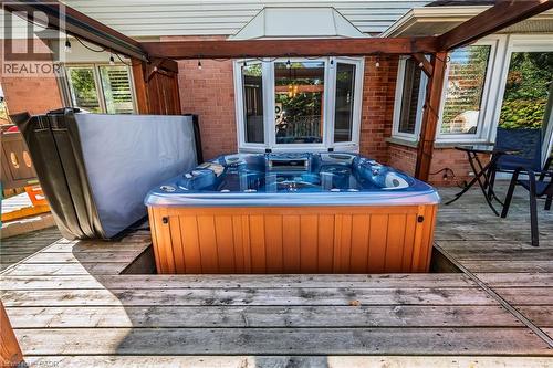 2051 Deer Run Avenue, Burlington, ON - Outdoor With Exterior