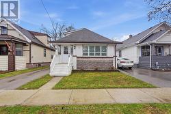 105 MADISON AVENUE  London East (East M), ON N5Z 2P3